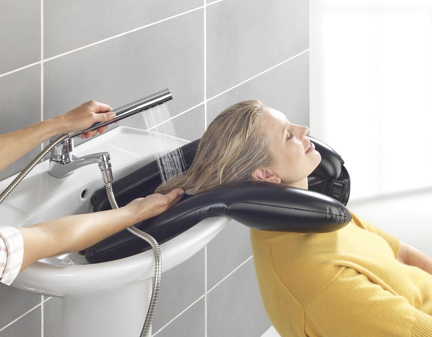 Haarwaschhilfe, aufblasbar