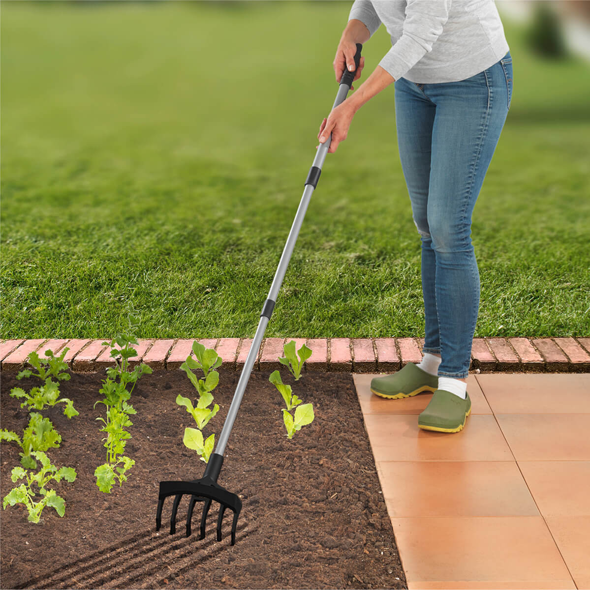 Gartenhacke & Kultivator mit Teleskopstiel 2in1