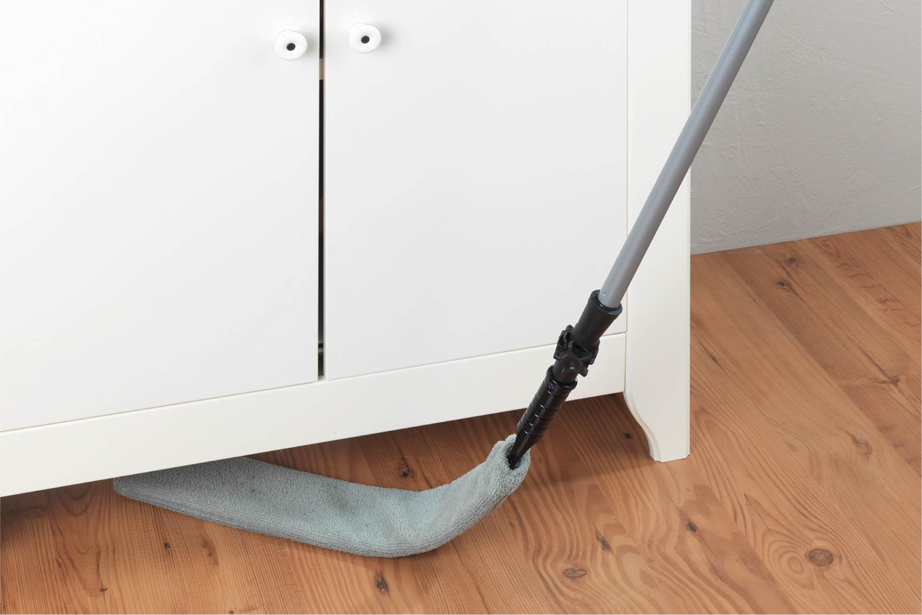 Teleskop-Staubschwert mit Knickgelenk